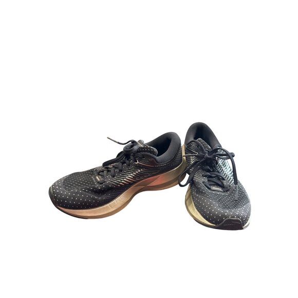 Brooks Levitate Womens black running sneakers  shoes size 6B SKU 8808 - Picture 2 of 14